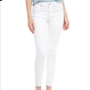 YMI Mid- rise white stretch jeans